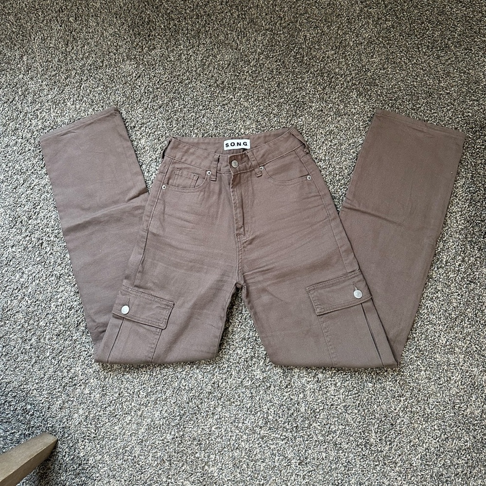 CARGO PANTS